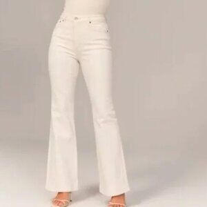 Abercrombie and Fitch Curve Love jeans Vintage Flare High Rise 28
